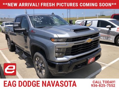 Used 2024 Chevrolet Silverado 2500 Custom w/ Custom Value Package