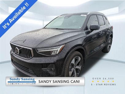 Used 2023 Volvo XC40 B5 Plus w/ Driver Assist Package