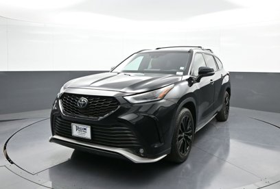 Certified 2023 Toyota Highlander XSE