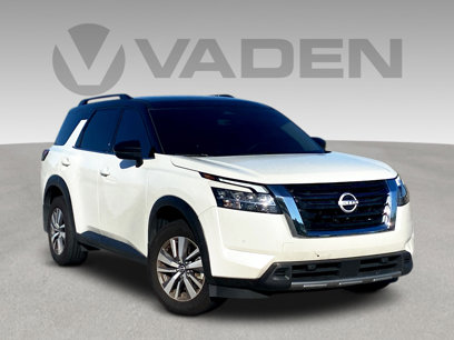 Used 2024 Nissan Pathfinder SL