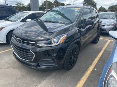 Used 2022 Chevrolet Trax LT w/ Midnight Edition
