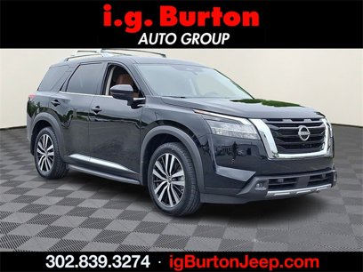 Used 2024 Nissan Pathfinder Platinum w/ Cargo Package
