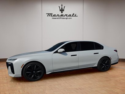 Used 2025 BMW 760i xDrive w/ Premium Package