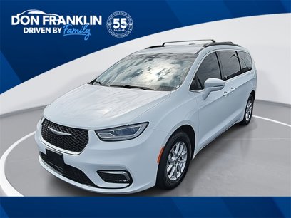Used 2022 Chrysler Pacifica Touring-L