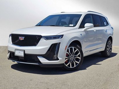 New 2025 Cadillac XT6 Sport w/ Platinum Package