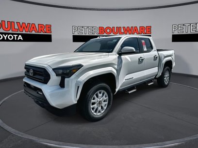 New 2025 Toyota Tacoma SR5
