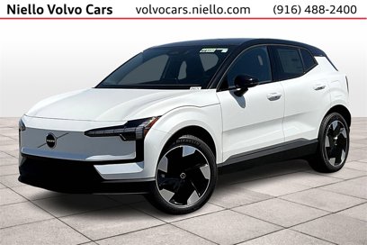 New 2025 Volvo EX30 Plus w/ Climate Package