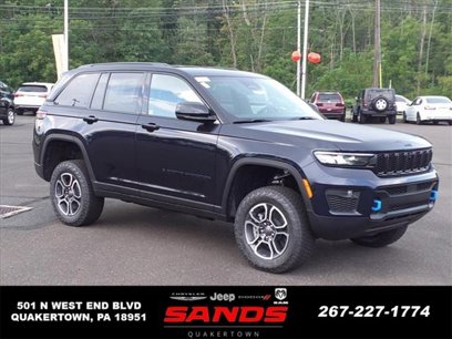 New 2023 Jeep Grand Cherokee Trailhawk w/ Luxury Tech Group III
