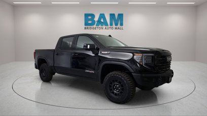 New 2025 GMC Sierra 1500 AT4X w/ AT4X AEV Edition