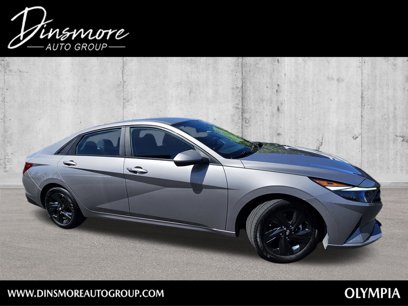 Used 2022 Hyundai Elantra Blue