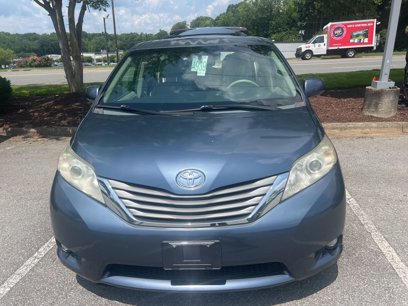 Used 2013 Toyota Sienna XLE