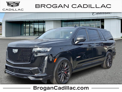 Certified 2024 Cadillac Escalade ESV V w/ Heavy-Duty Trailer Package