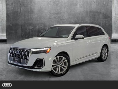 New 2025 Audi Q7 3.0T Prestige