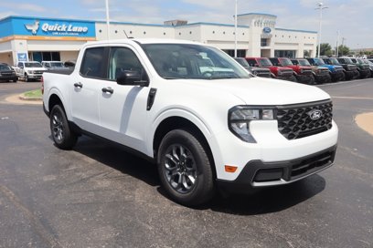 New 2025 Ford Maverick XLT
