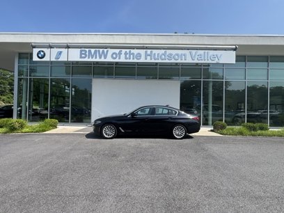 Used 2022 BMW 530i xDrive w/ Premium Package