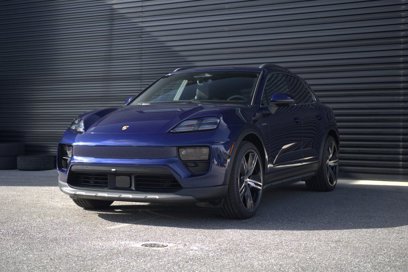 Used 2025 Porsche Macan 4S Electric