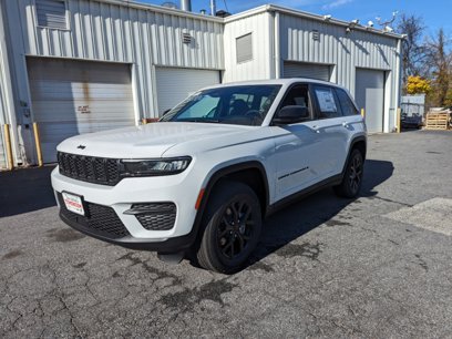 New 2025 Jeep Grand Cherokee Altitude