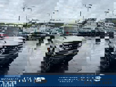 New 2025 Ford Bronco Outer Banks