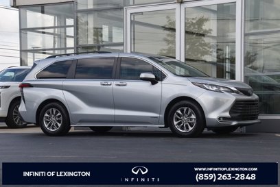 Used 2021 Toyota Sienna XLE