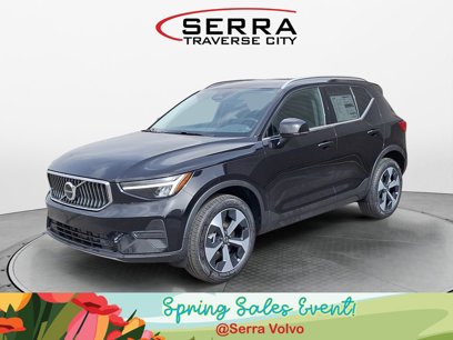 New 2025 Volvo XC40 B5 Core w/ Protection Package Premier