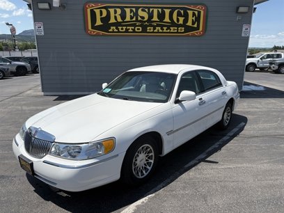 Used 2002 Lincoln Town Car Signature
