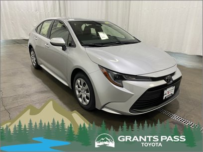 New 2025 Toyota Corolla LE