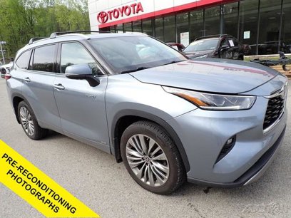Certified 2021 Toyota Highlander Platinum