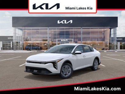 New 2025 Kia K4 LX