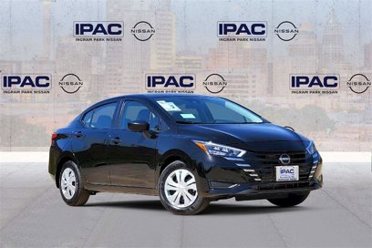 New 2025 Nissan Versa S w/ Trunk Package