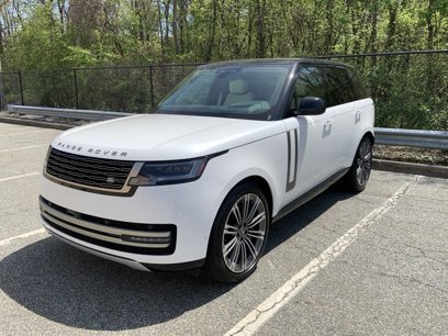 New 2025 Land Rover Range Rover SE