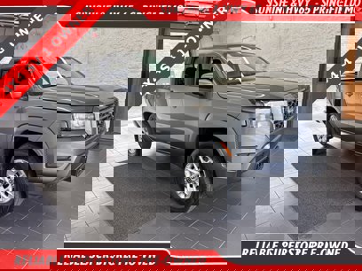Used 2024 Nissan Frontier SV