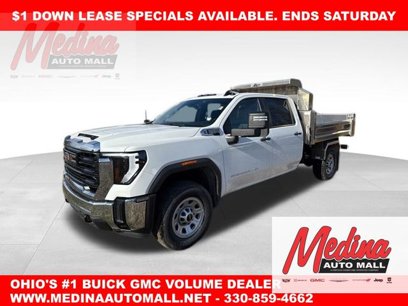 New 2024 GMC Sierra 3500 Pro w/ Convenience Package