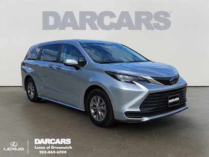 Used 2022 Toyota Sienna LE
