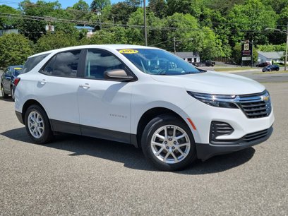 Used 2022 Chevrolet Equinox LS w/ LS Convenience Package