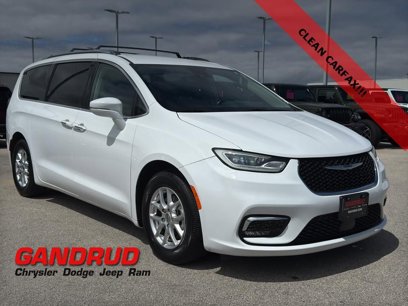 Used 2021 Chrysler Pacifica Touring-L