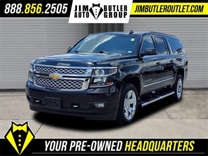 Used 2017 Chevrolet Suburban LT w/ LT Signature Package