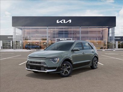 New 2025 Kia Niro SX