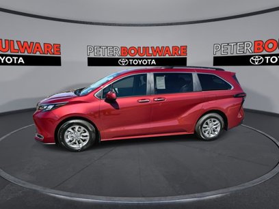 Used 2024 Toyota Sienna XLE