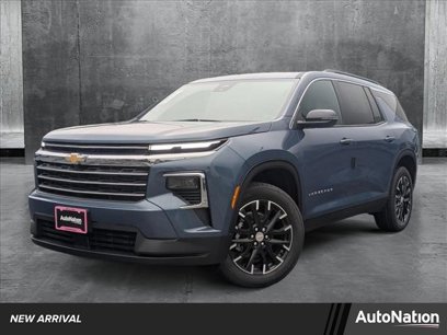 New 2025 Chevrolet Traverse LT