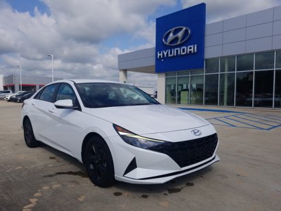 Used 2022 Hyundai Elantra SEL