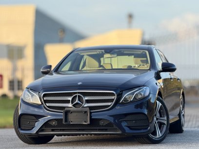 Used 2017 Mercedes-Benz E 300 4MATIC w/ Premium 1 Package