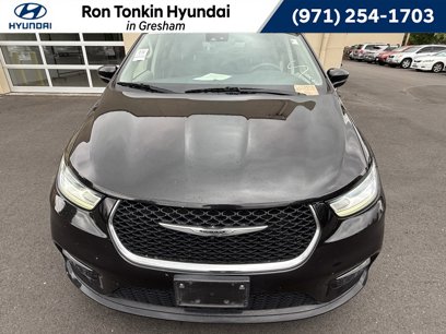 Used 2021 Chrysler Pacifica Touring-L