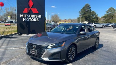 Used 2023 Nissan Altima 2.5 SV