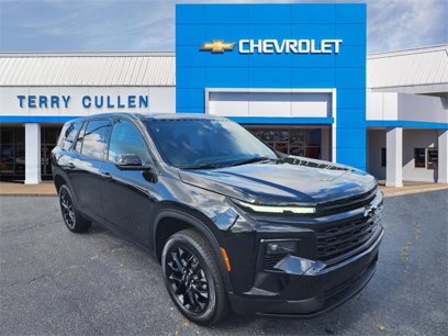 Used 2024 Chevrolet Traverse LS w/ Midnight/Sport Edition