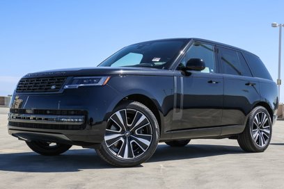 New 2025 Land Rover Range Rover SE