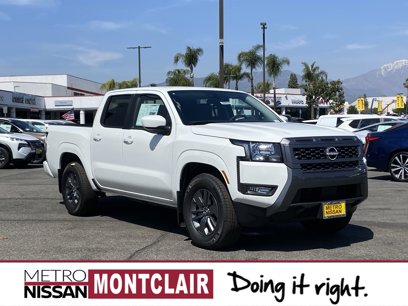 New 2025 Nissan Frontier SV w/ SV Convenience Package