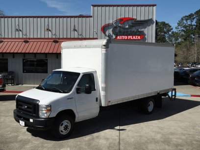 Used 2018 Ford E-350 and Econoline 350 Super Duty w/ Power Windows & Locks Group