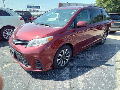 Used 2018 Toyota Sienna LE