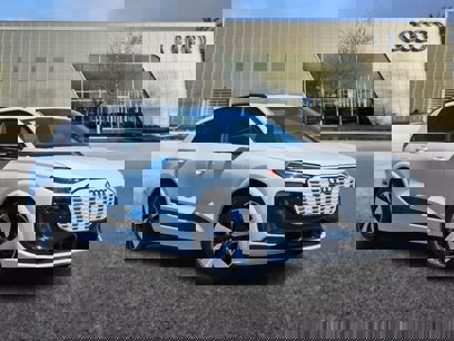 New 2025 Audi SQ6 e-tron Prestige