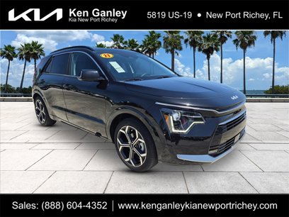 Used 2023 Kia Niro EX Touring